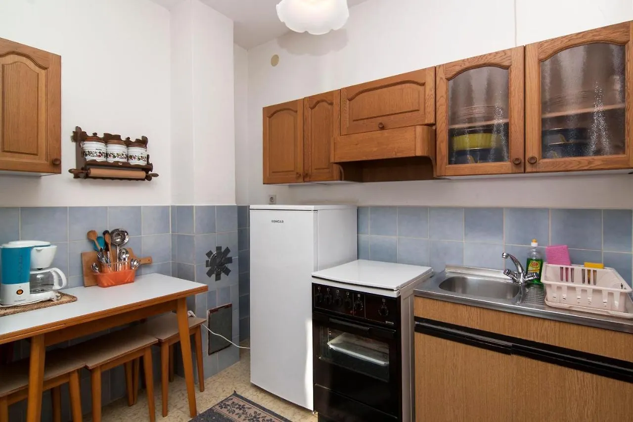 Apartments Franko 234 Pula 3*,